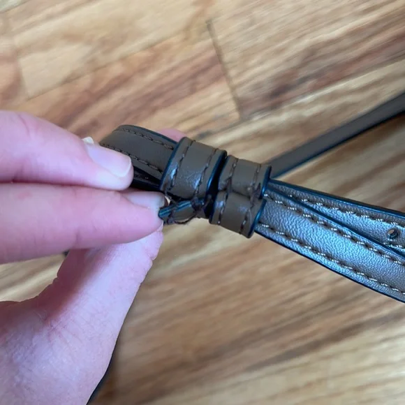 Vera Bradley Leather crossbody - Picture 7 of 7